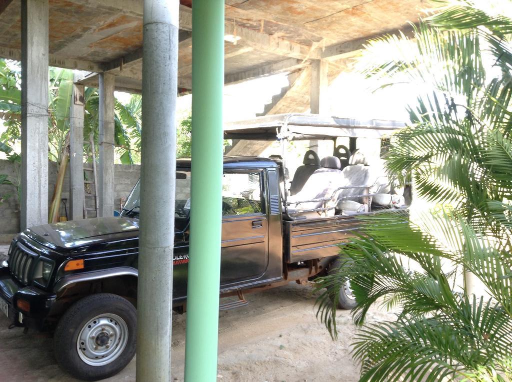 Lagoon Inn Hambantota Exterior photo
